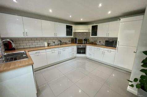 Kitchen / Breakfast