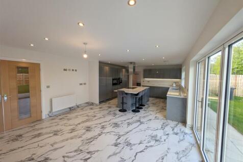 Kitchen/Family Room
