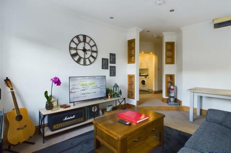 Apartment 4