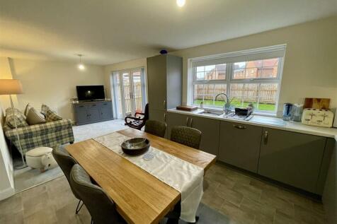 Kitchen / Family Room
