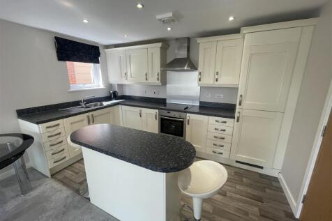 Lounge/Kitchen