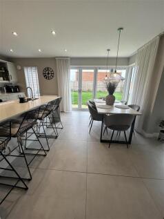 Kitchen / Diner