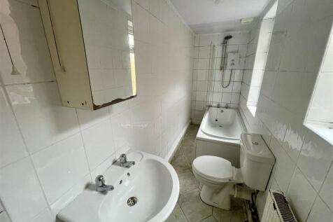 Downstairs Bathroom