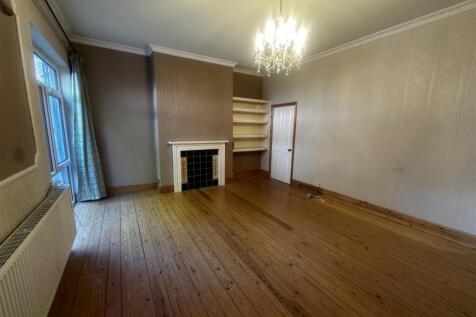 Sitting/Dining Room
