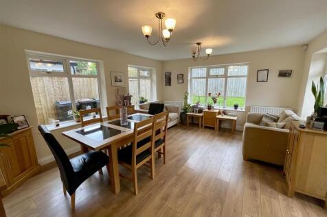 Garden Room.jpg