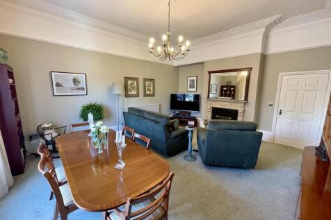 Lounge/Diner