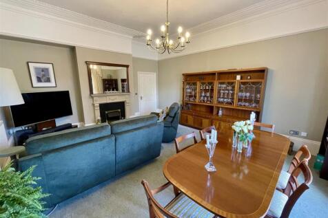 Lounge/Diner