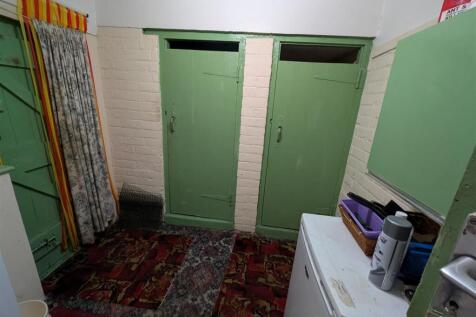 Lobby/Outhouse