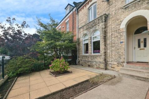 pbox-front_of_house-312297.jpg