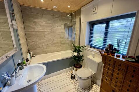 Downstairs Bathroom