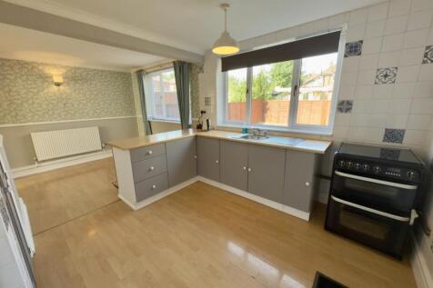 Dining/Kitchen