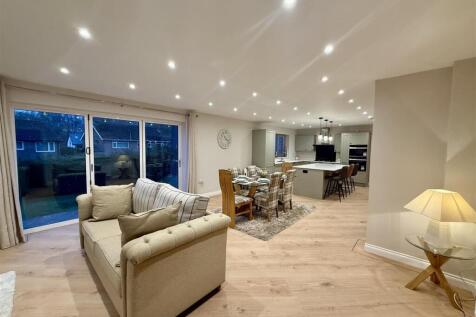 Kitchen/Dining/Family Room