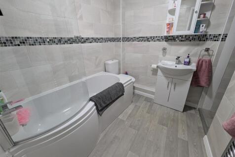 Ground Floor Bathroom