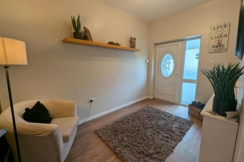 Entrance Hallway/Family Room