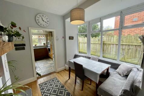 Breakfast Room