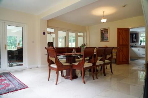 Mulberry Cottage-...