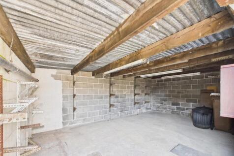 Detached Garage
