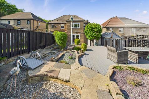 Garden to the rear