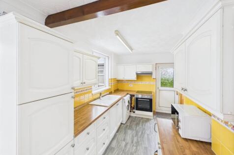 kitchen 1.jpg