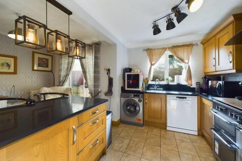 kitchen 5.jpg