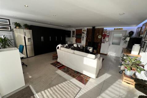 Multi Functional Room