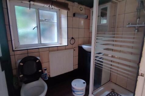 shower room.jpg