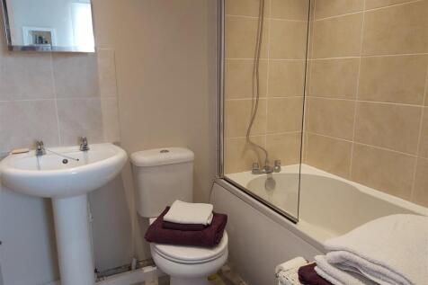 Bathroom.jpg