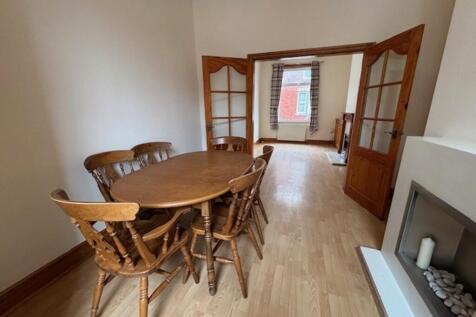 Dining room 2