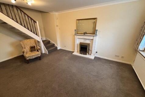 Living room 4