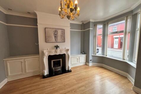 Living room 2