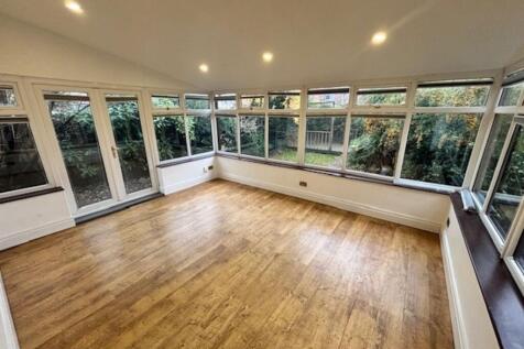 Rear reception ro...