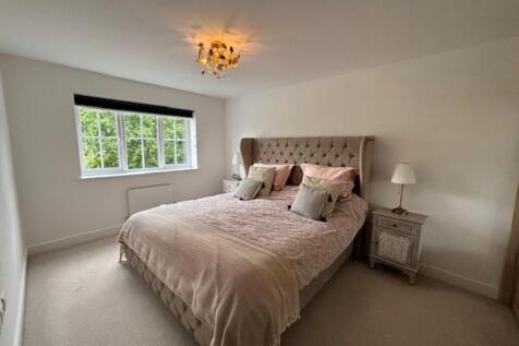 Master bedroom 1