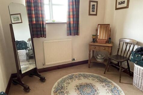 Bedroom 3.JPG