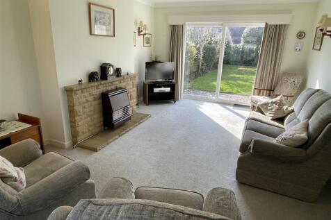Sitting Room.JPG
