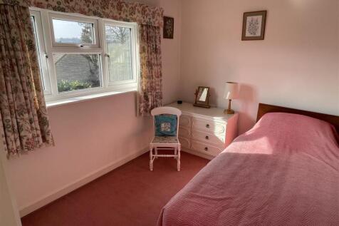Bedroom 3.JPG