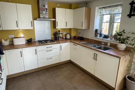 Kitchen.JPG