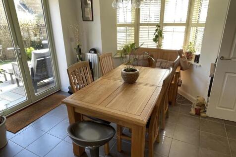 Dining Room.JPG