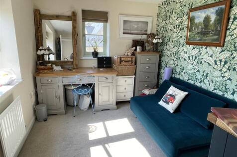 Bedroom 3.JPG