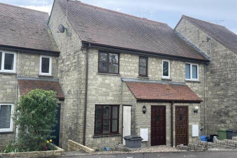 Front of 20 Nostle Road.JPG