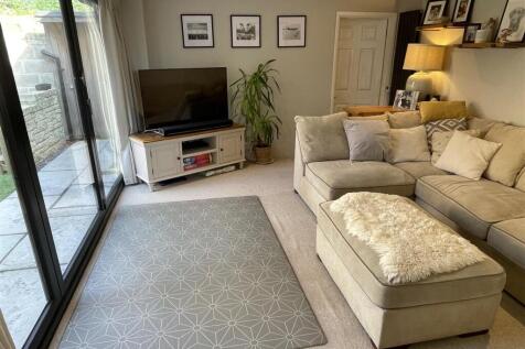 Sitting Room.JPG