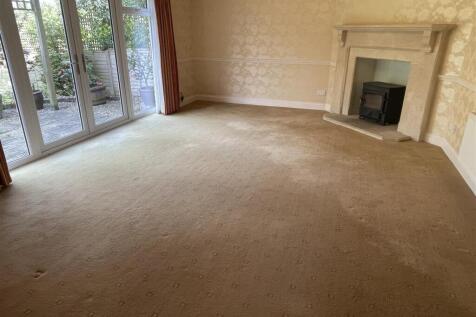 Sitting Room.JPG