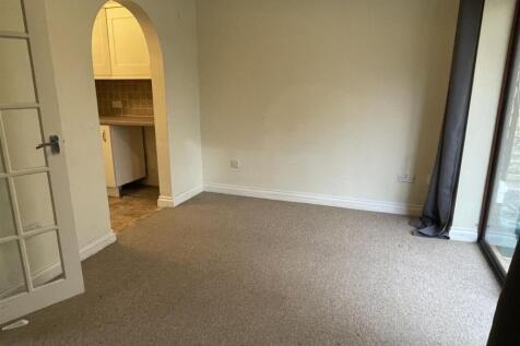 Sitting Room to Kitchen.JPG