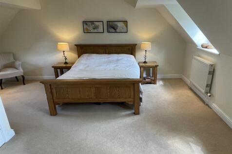 Bedroom 1.JPG