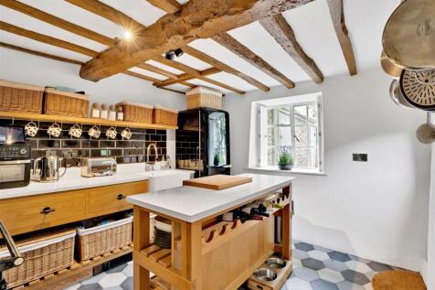 Kitchen 3.jpg