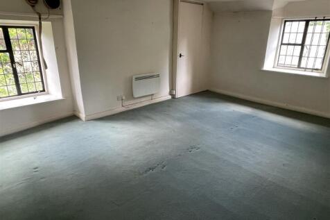 Bedroom 4.JPG