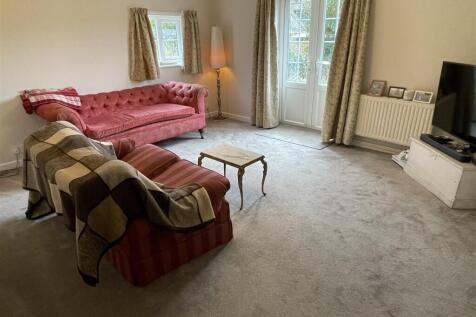 Annexe Sitting Room.JPG