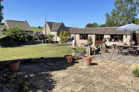 Rear Garden 1.JPG