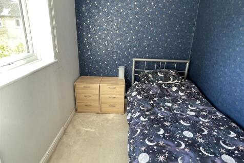 Bedroom 4.JPG