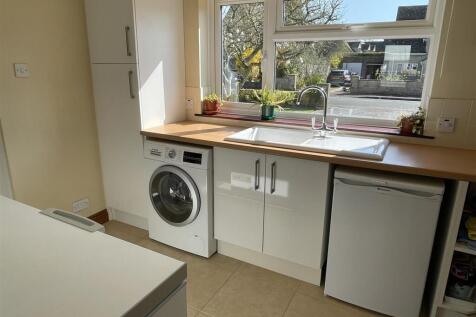 Utility Room.JPG