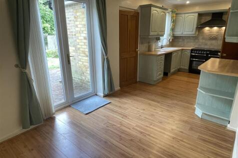 Kitchen and Dining Room.JPG